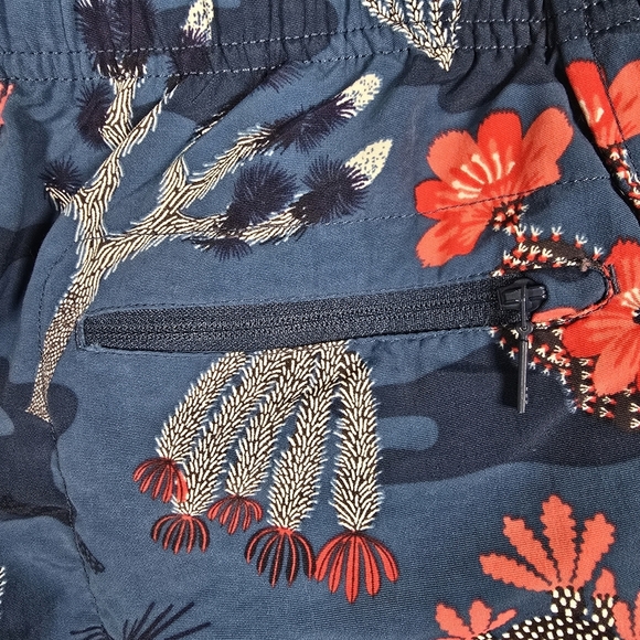 NWOT The North Face Class V Pull On Shorts Blue Coral Reef Womens Size Medium - Picture 8 of 10